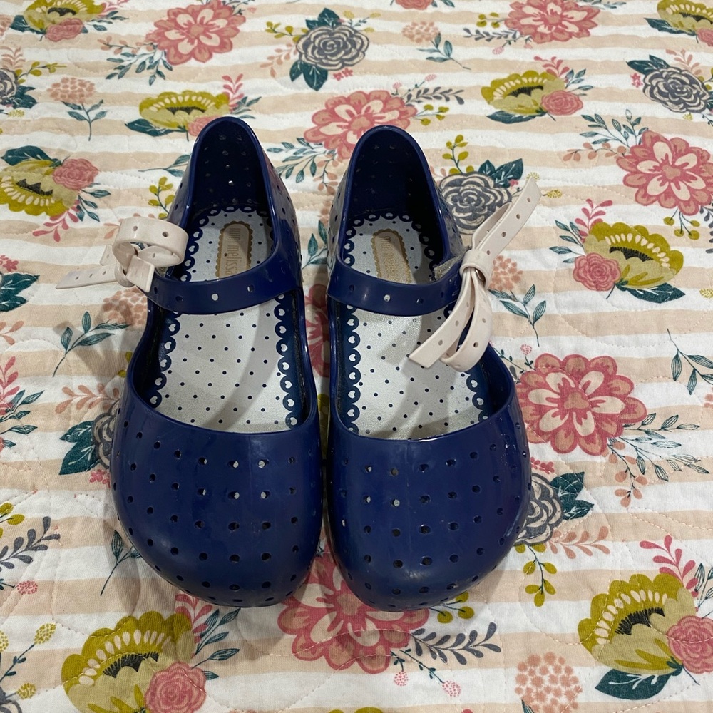 Size 10 mini Melissa shoes